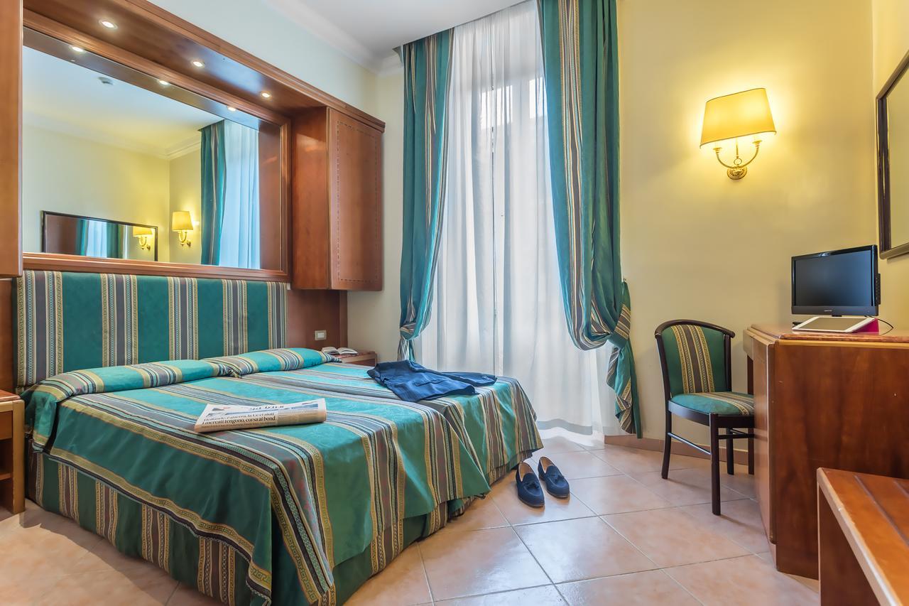 Raeli Hotel Siracusa Róma Kültér fotó